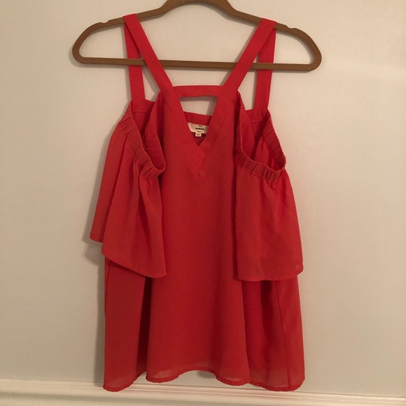 NWT Off the Shoulder Blouse - Picture 3 of 4